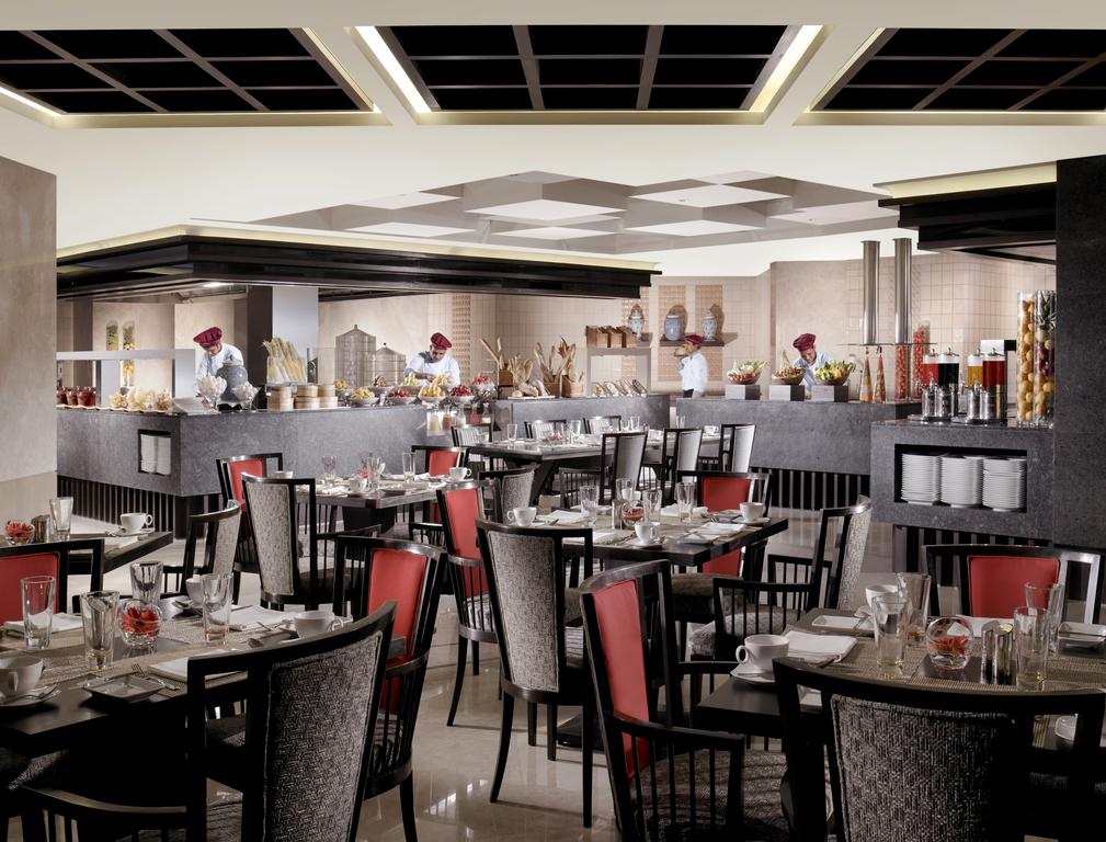The Leela Resort Calangute Restaurant
